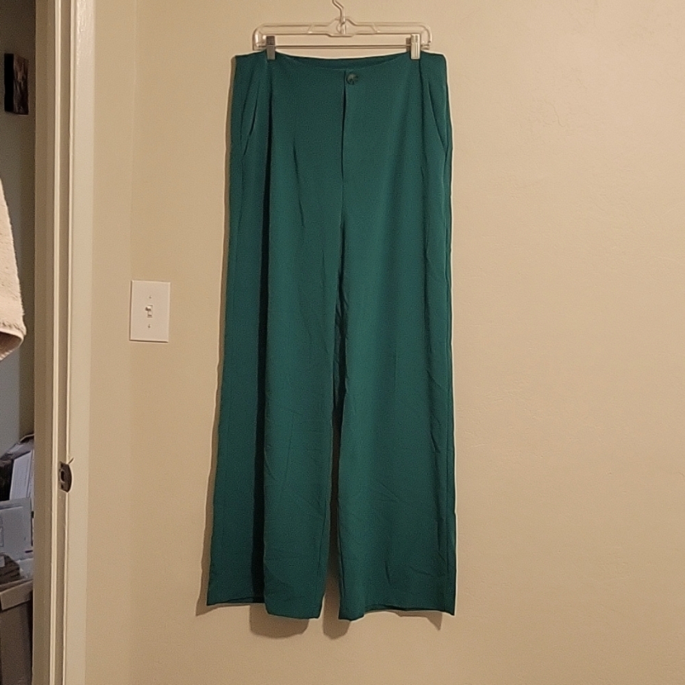 COPY - Green pants from Greece